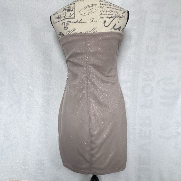 Teeze Me Women Strapless Glittery Ruched Bodycon Mini Dress Sz 11 Embellished - Picture 5 of 7